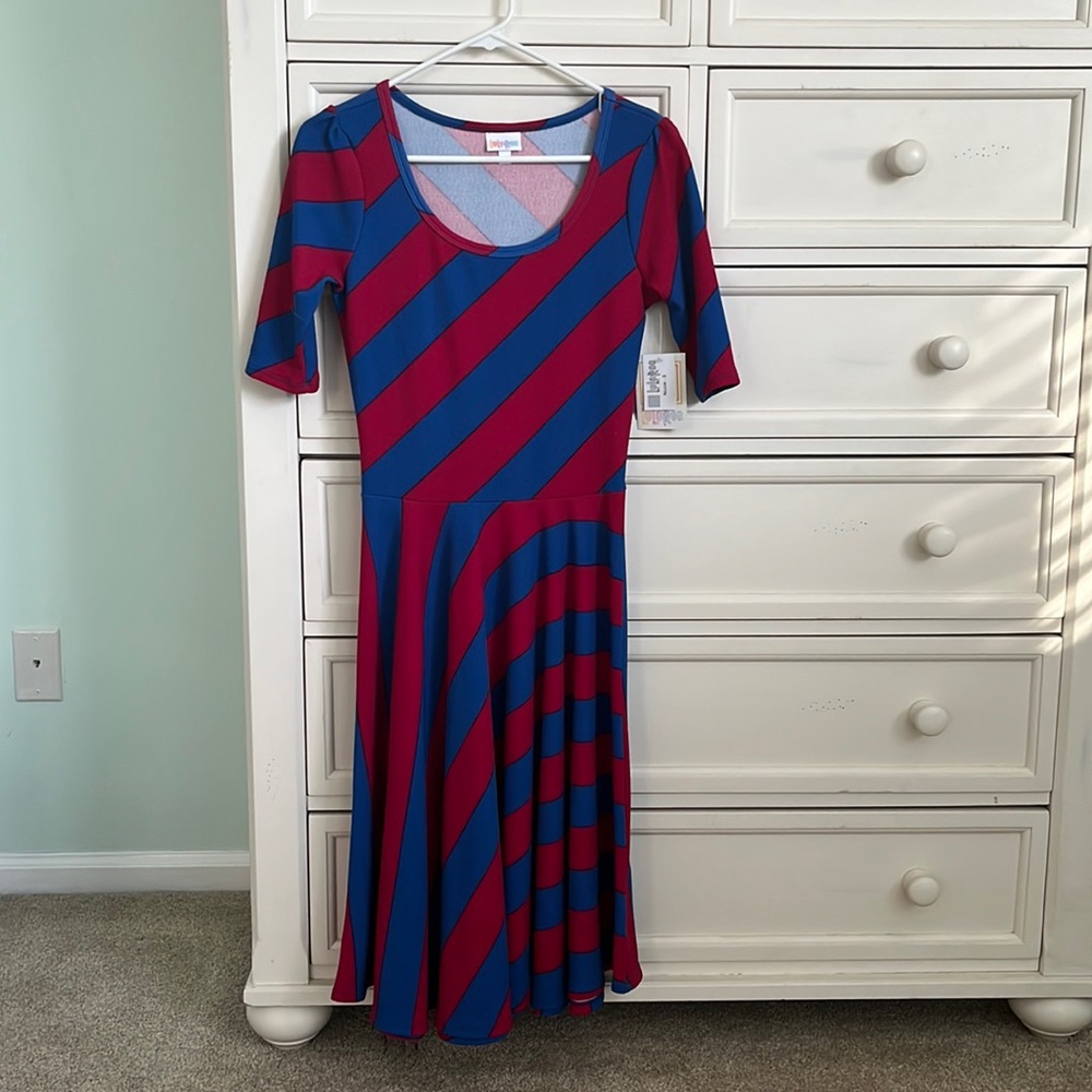 Lularoe Nicole dress size small